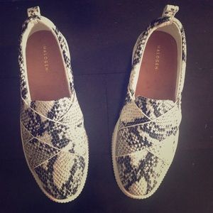 Slip on sneakers